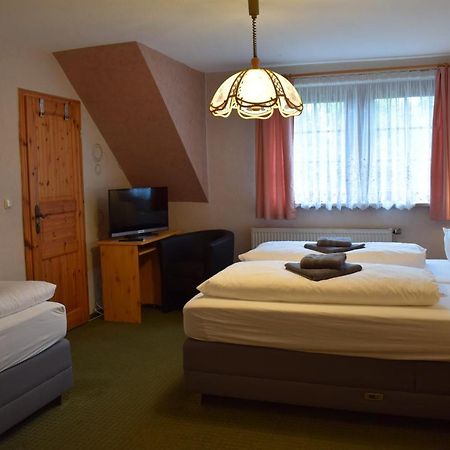 Landhotel "Lichte Aue" Lichtenau Stutzengrun المظهر الخارجي الصورة